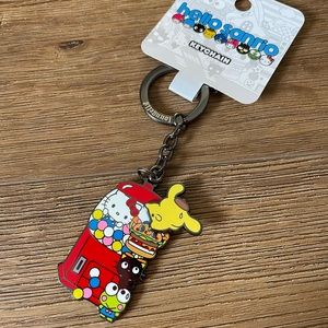 SANRIO & LOUNGEFLY-NWT Metal Character Keychain